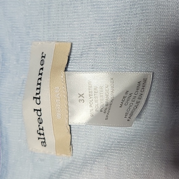 Alfred Dunner snowman christmas nativity blouse - Picture 6 of 9